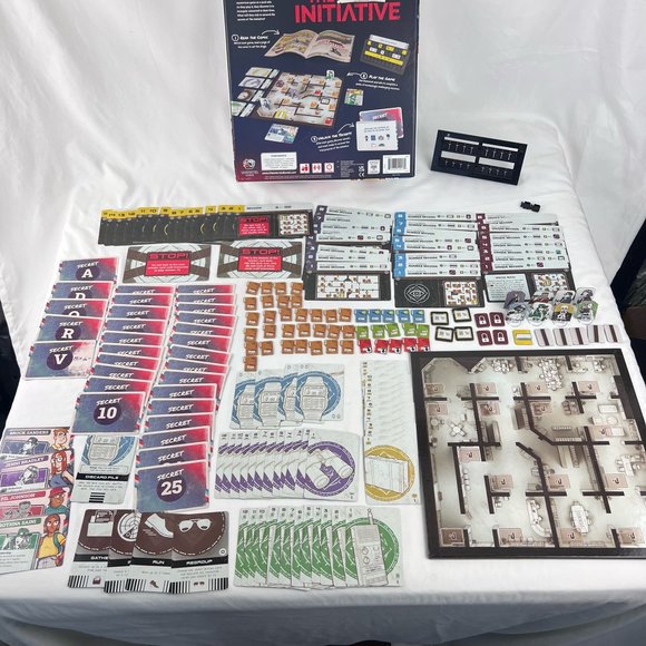 The Initiative Board Game Unexpected Games New Open Box Complete Sleeved - Picture 4 of 16